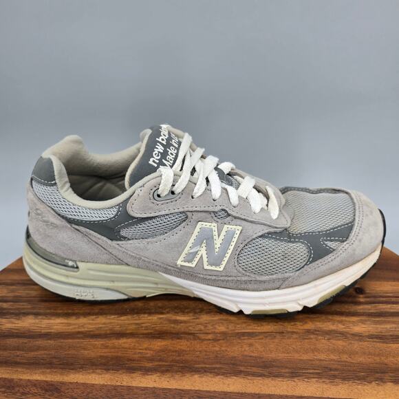 New Balance 993 Shoes Men's 7.5 D Gray White Suede Leather USA Athletic Sneakers